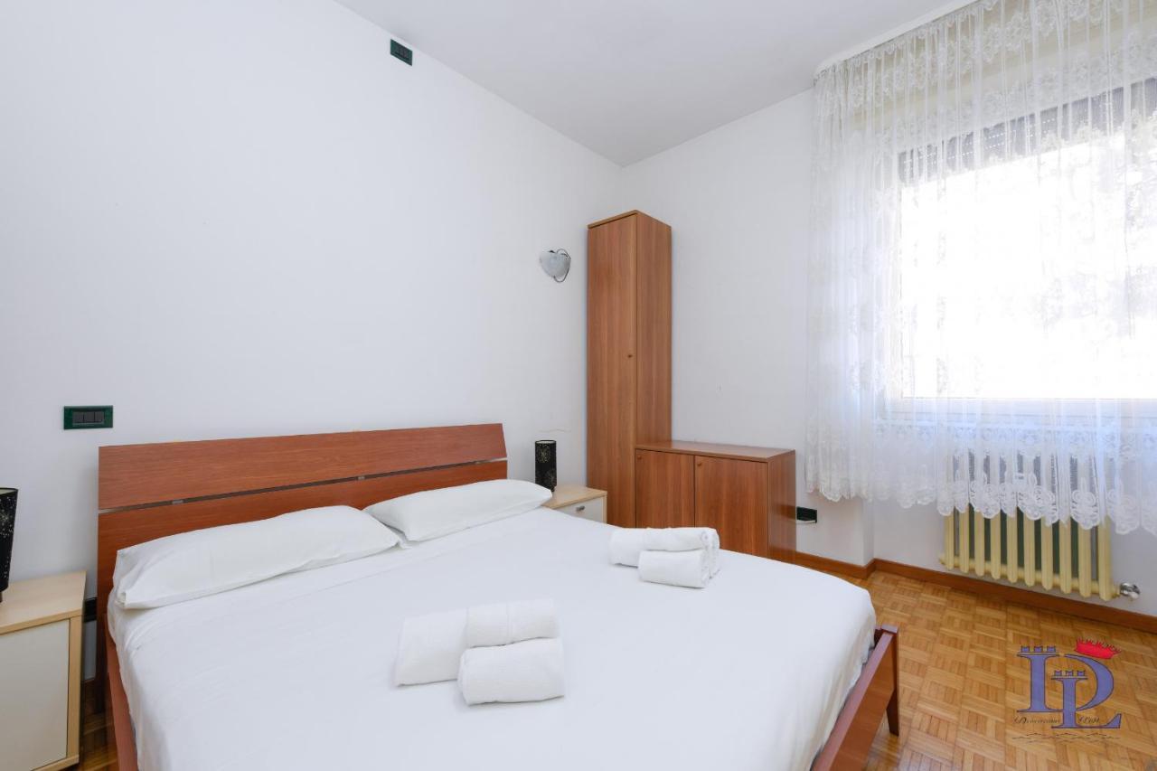Desenzanoloft Official Partner Marriott Homes & Villas - Charming On The Lake Front Lake Desenzano del Garda Exterior foto