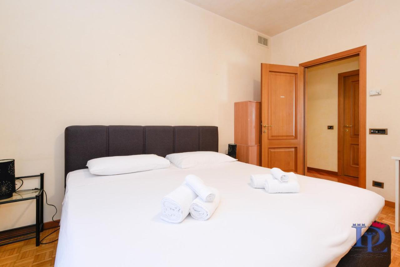 Desenzanoloft Official Partner Marriott Homes & Villas - Charming On The Lake Front Lake Desenzano del Garda Exterior foto